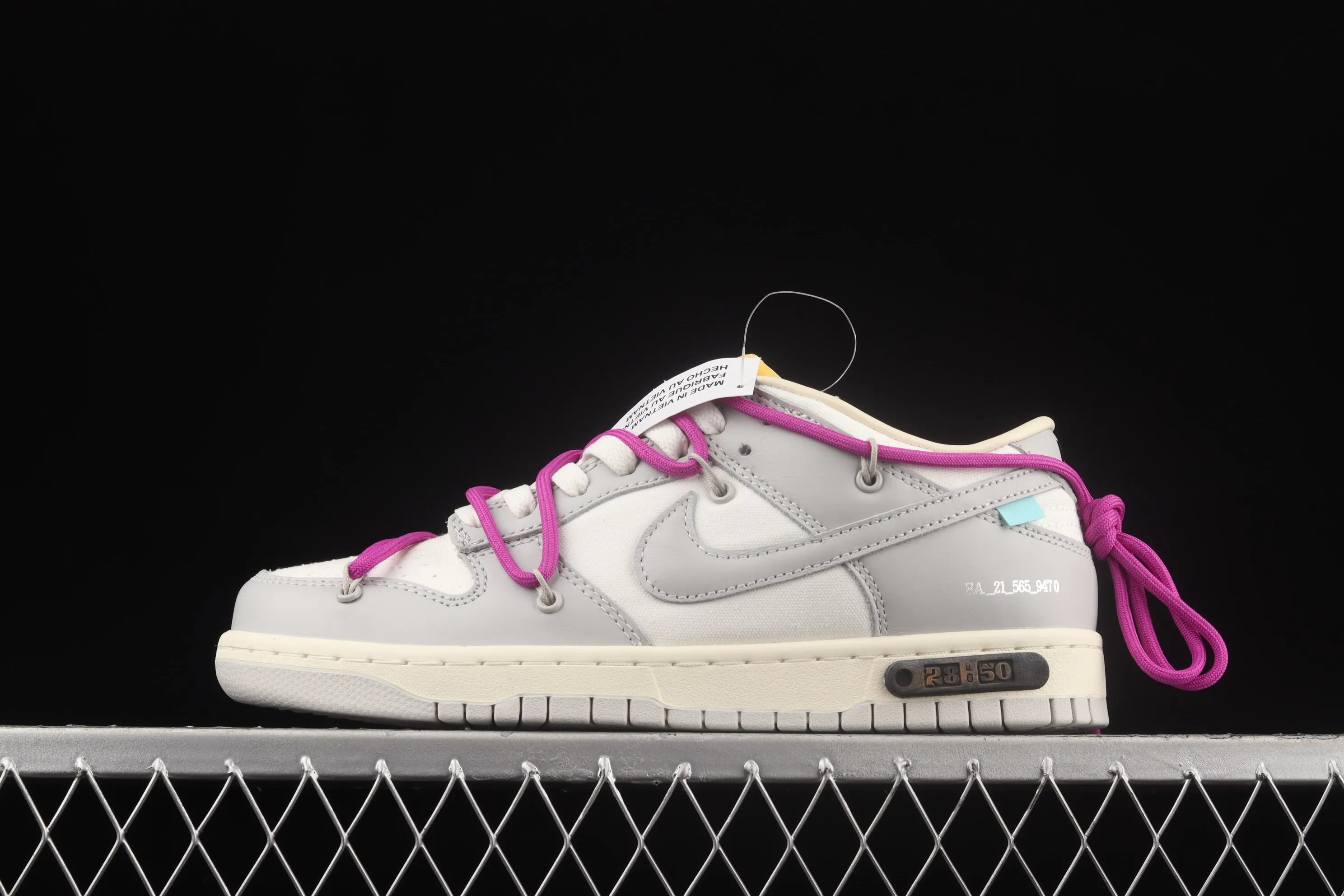 All Categories Nk SB Dunk Series Nk SB Dunk Low Low-top Sneakers #ZG Version OF x Nk Dunk Low OW White Gray Casual Sports Skateboard Shoes DM1602-111